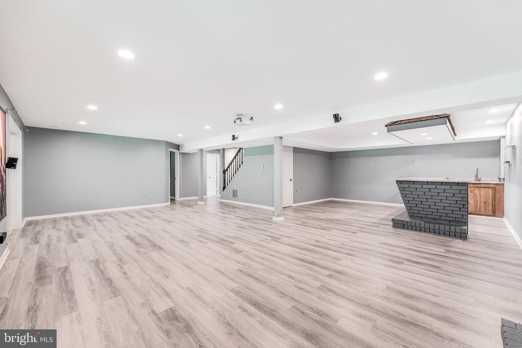11618 HOLLY BRIAR LANE