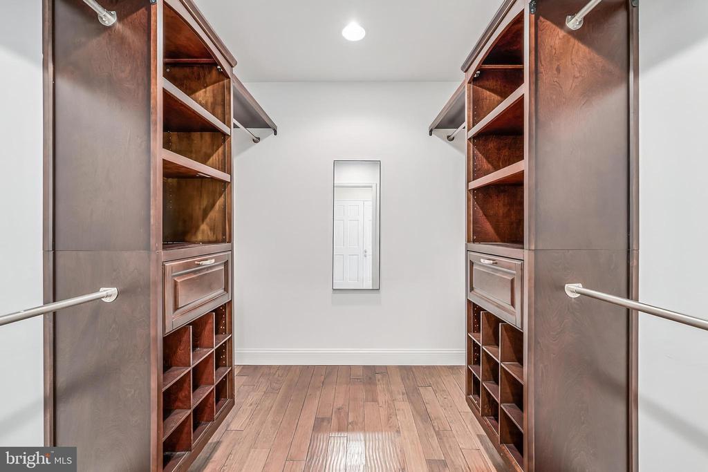 11618 HOLLY BRIAR LANE