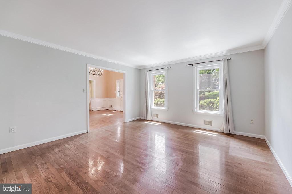 11618 HOLLY BRIAR LANE