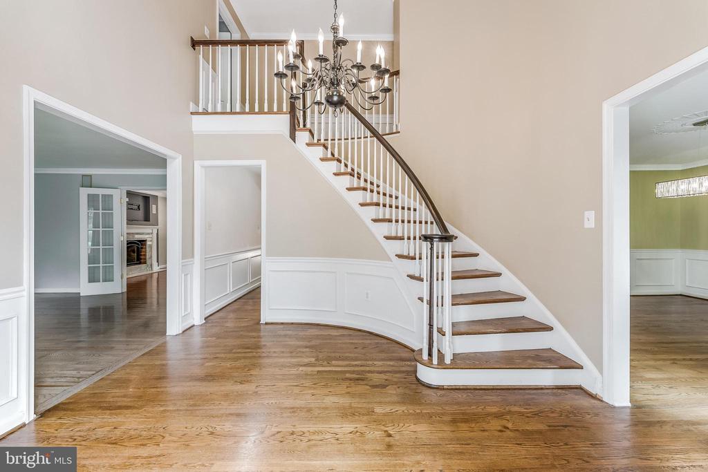 11618 HOLLY BRIAR LANE