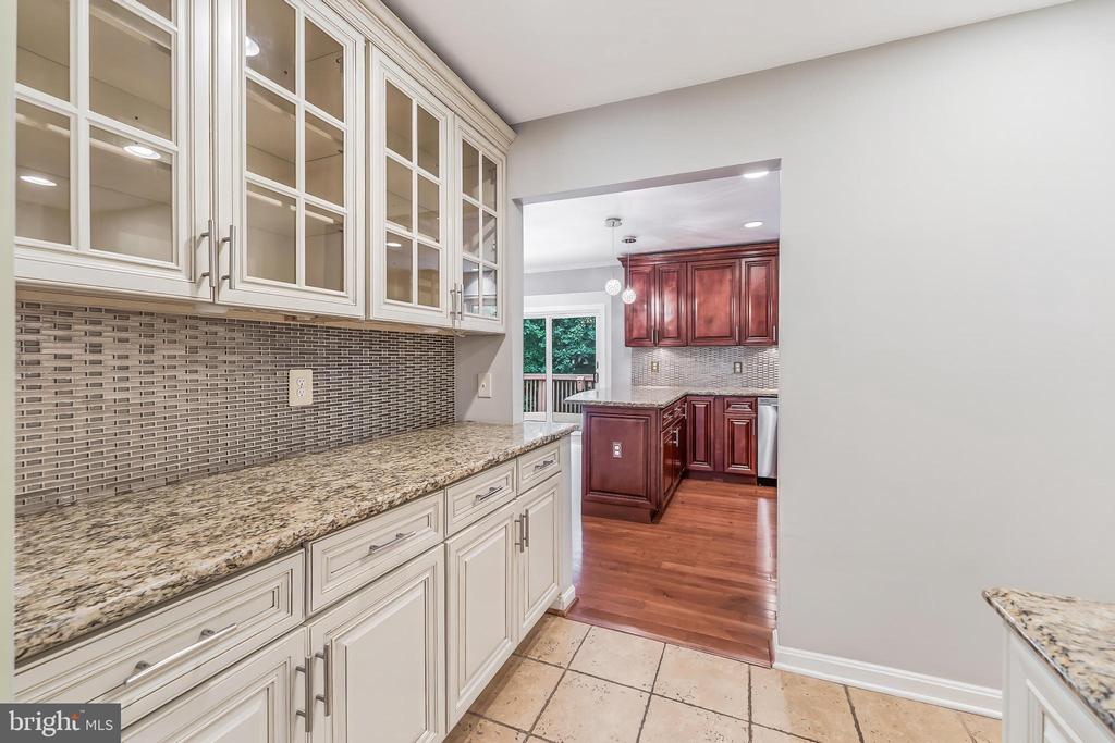 11618 HOLLY BRIAR LANE