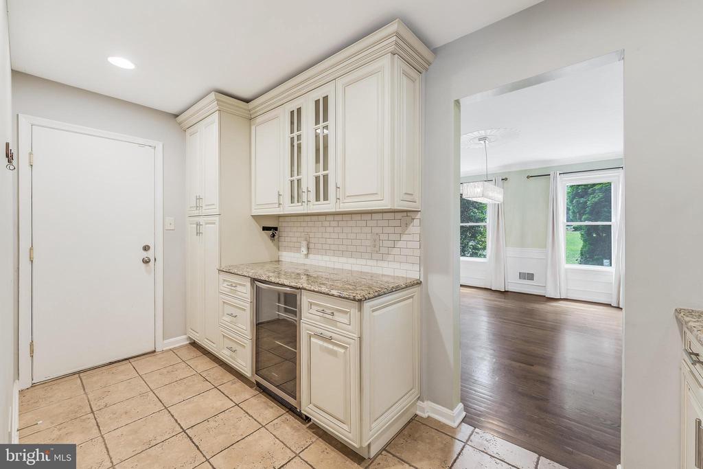 11618 HOLLY BRIAR LANE