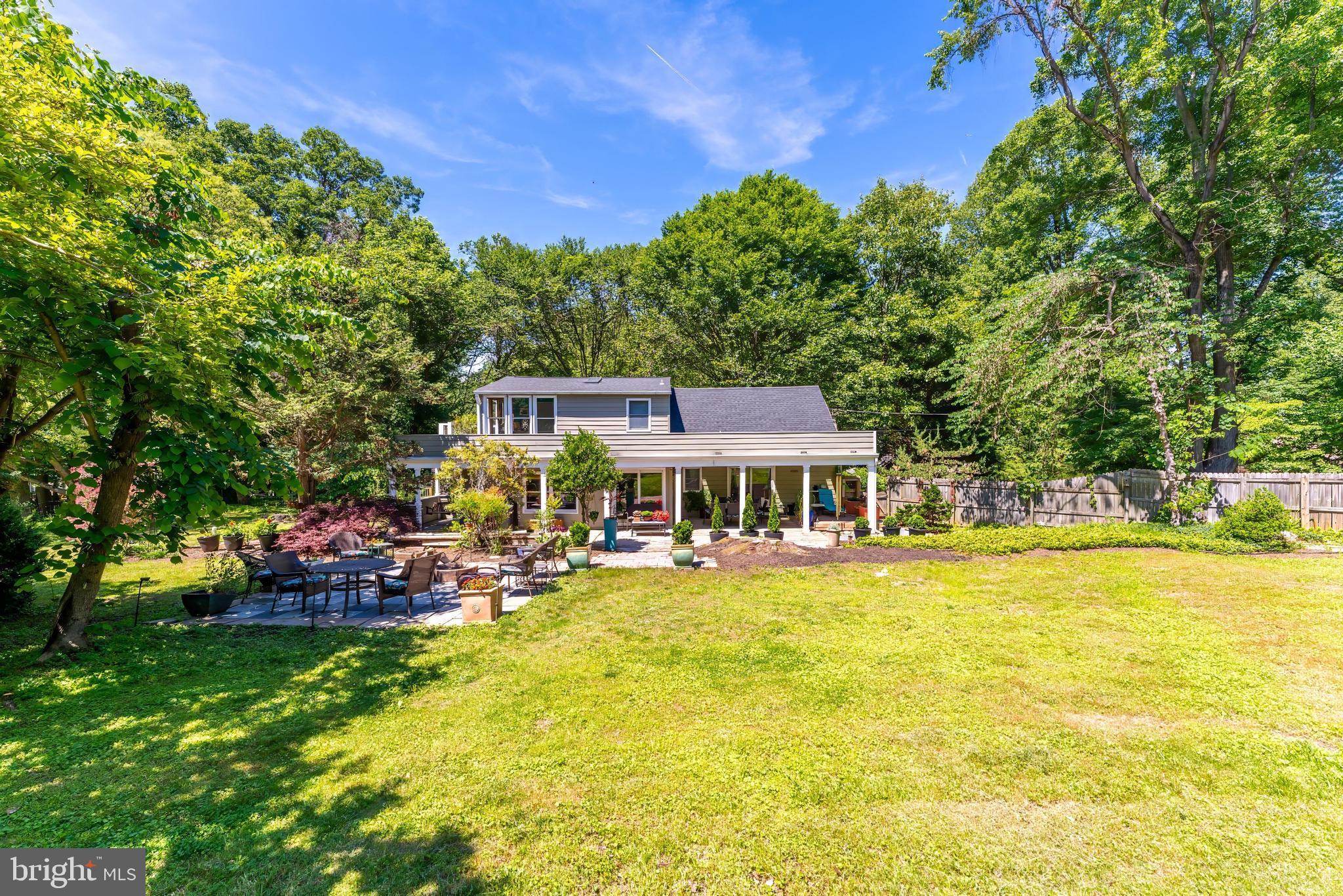 518 GOLDSMITH LANE
