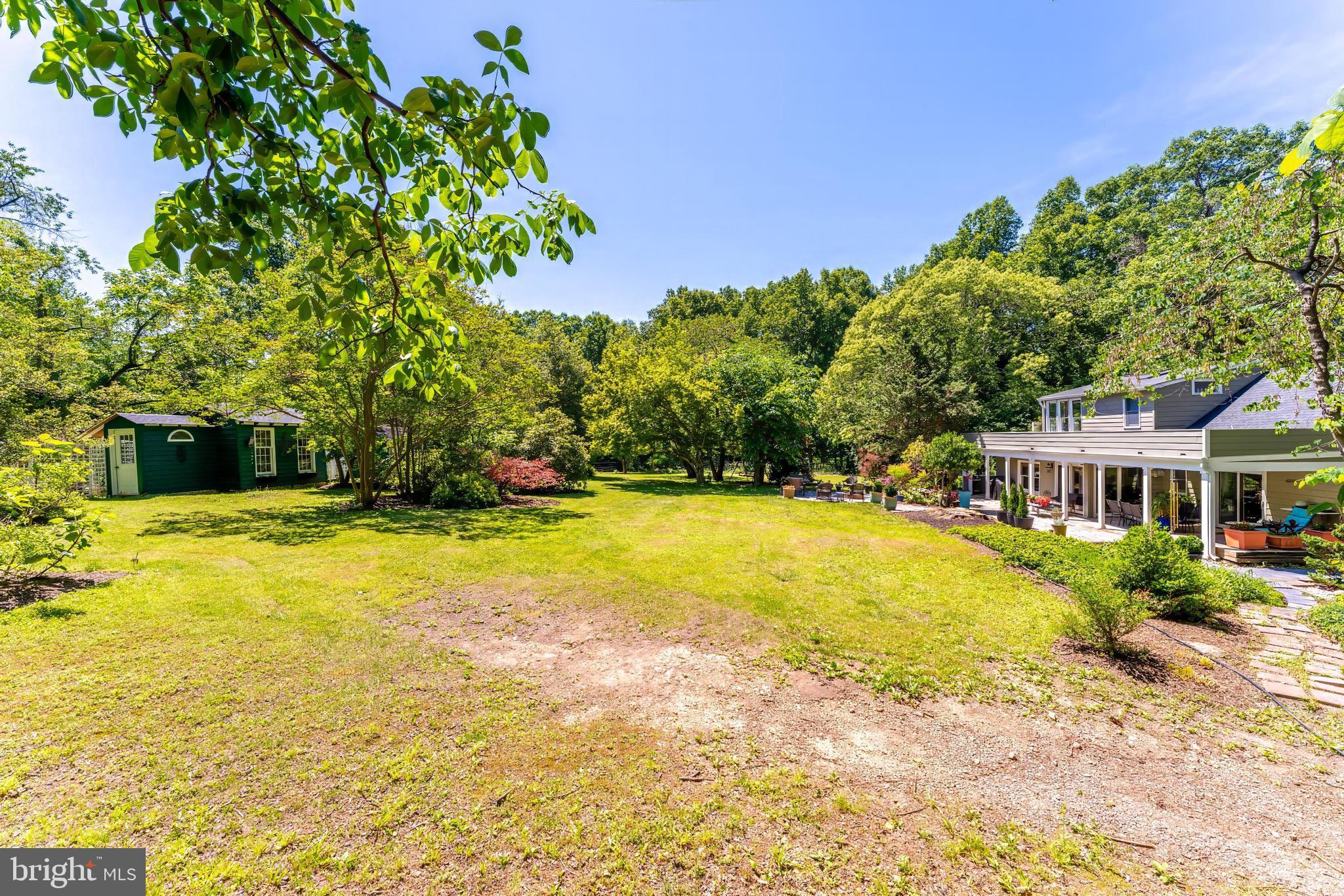 518 GOLDSMITH LANE