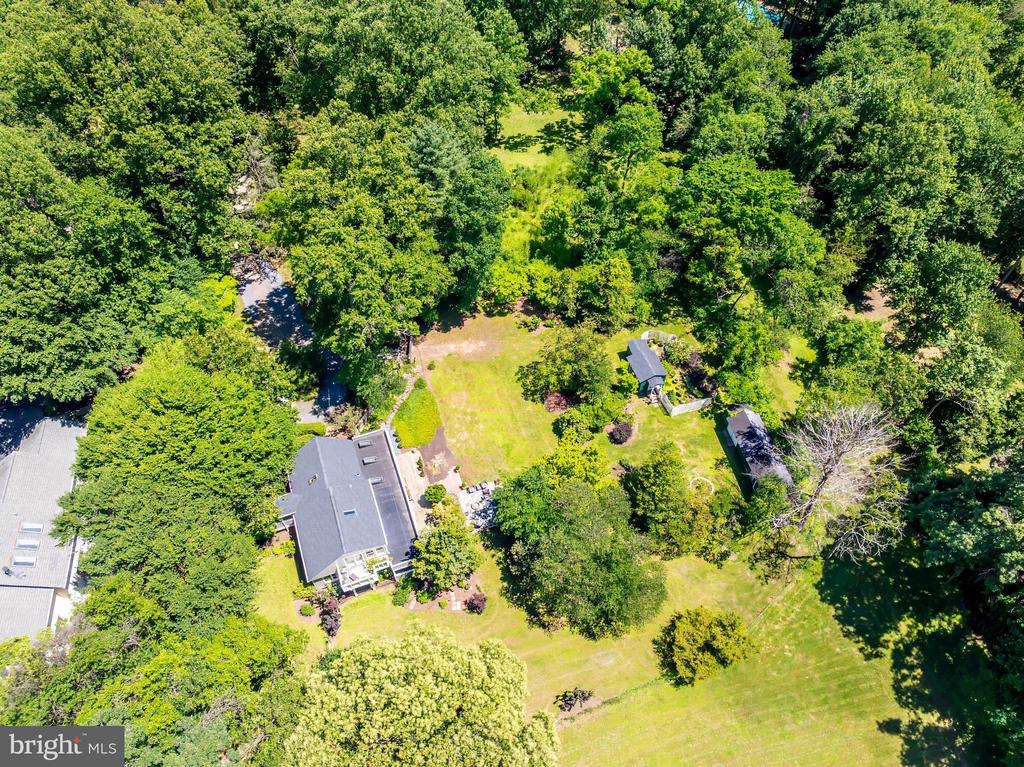518 GOLDSMITH LANE