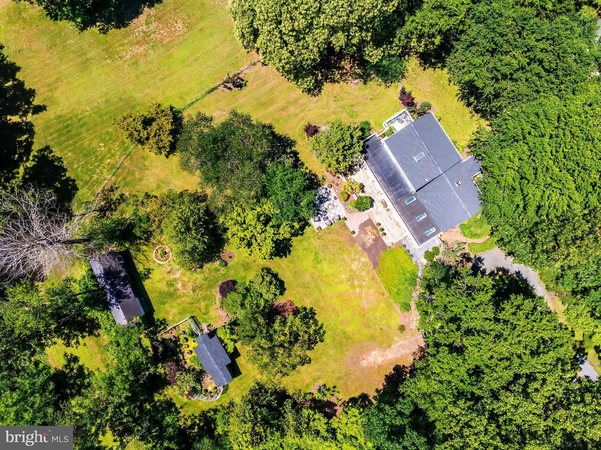 518 GOLDSMITH LANE