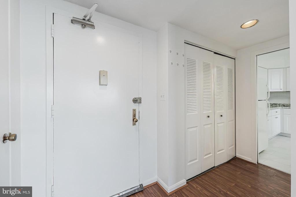 3713 S GEORGE MASON DRIVE 1604