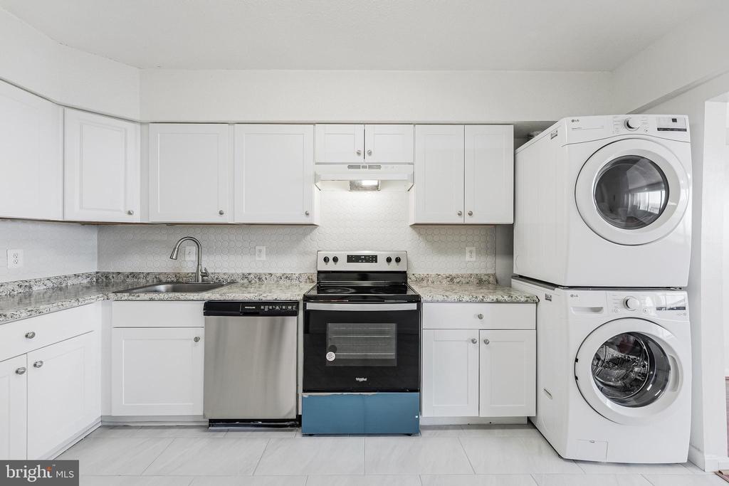 3713 S GEORGE MASON DRIVE 1604