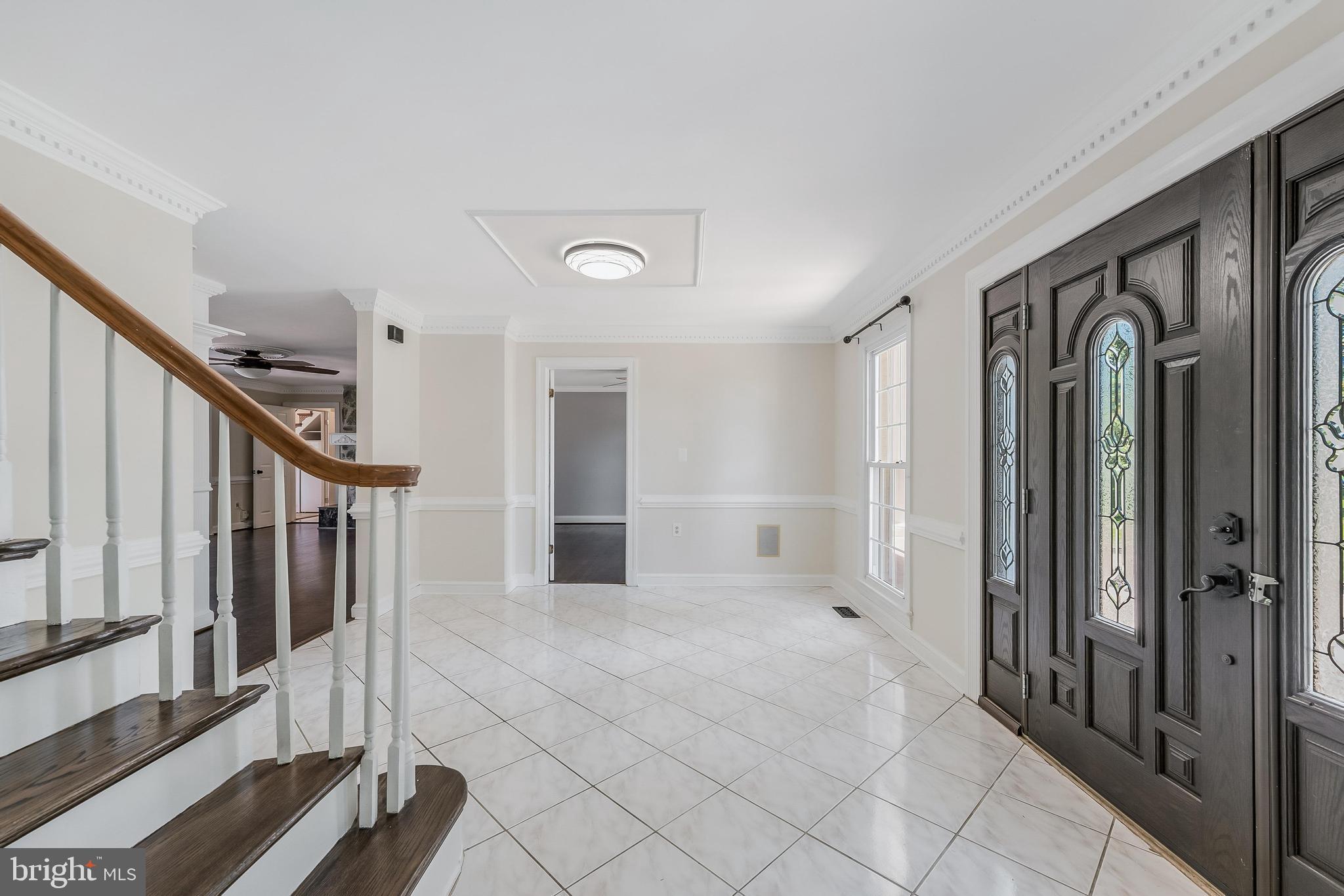 10520 HUNTING CREST LANE