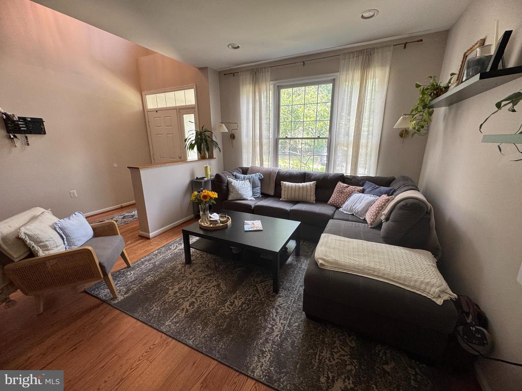 1338 PARK GARDEN LANE