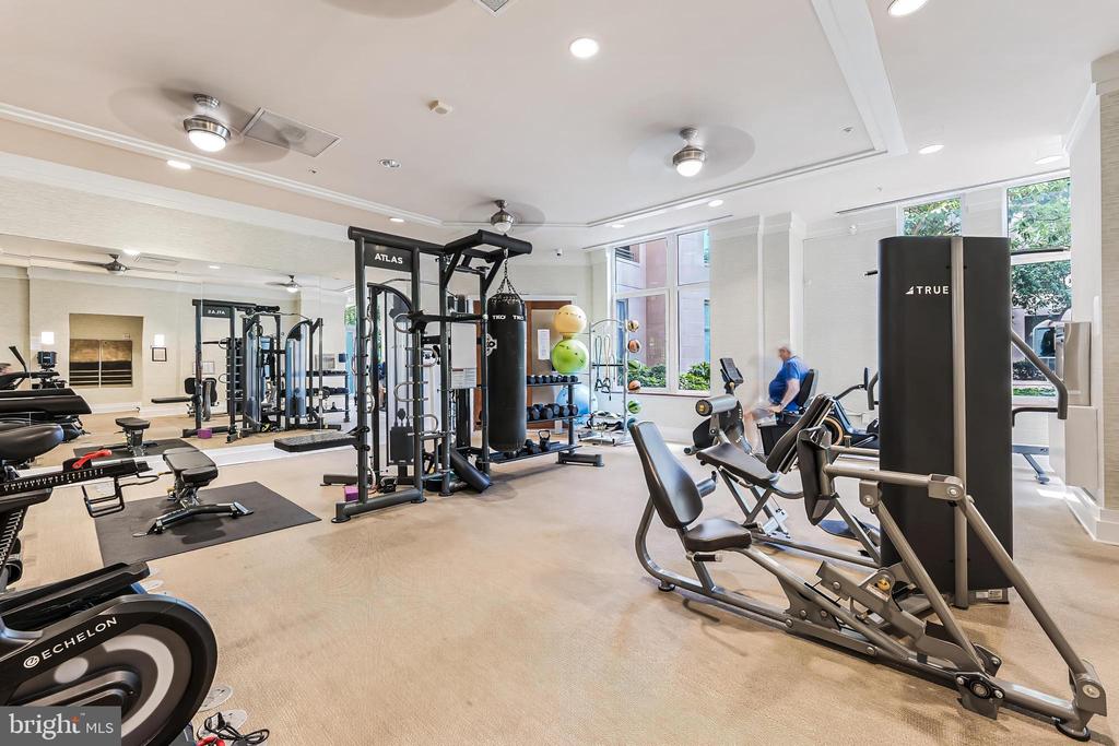 8220 CRESTWOOD HEIGHTS DRIVE Unit: 105