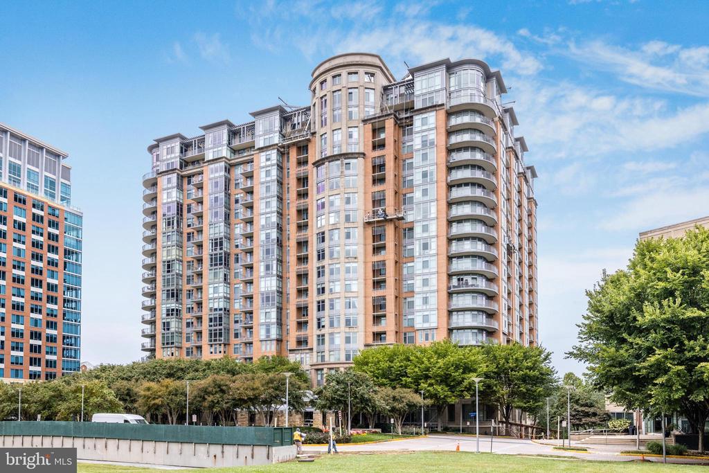 8220 CRESTWOOD HEIGHTS DRIVE Unit: 105