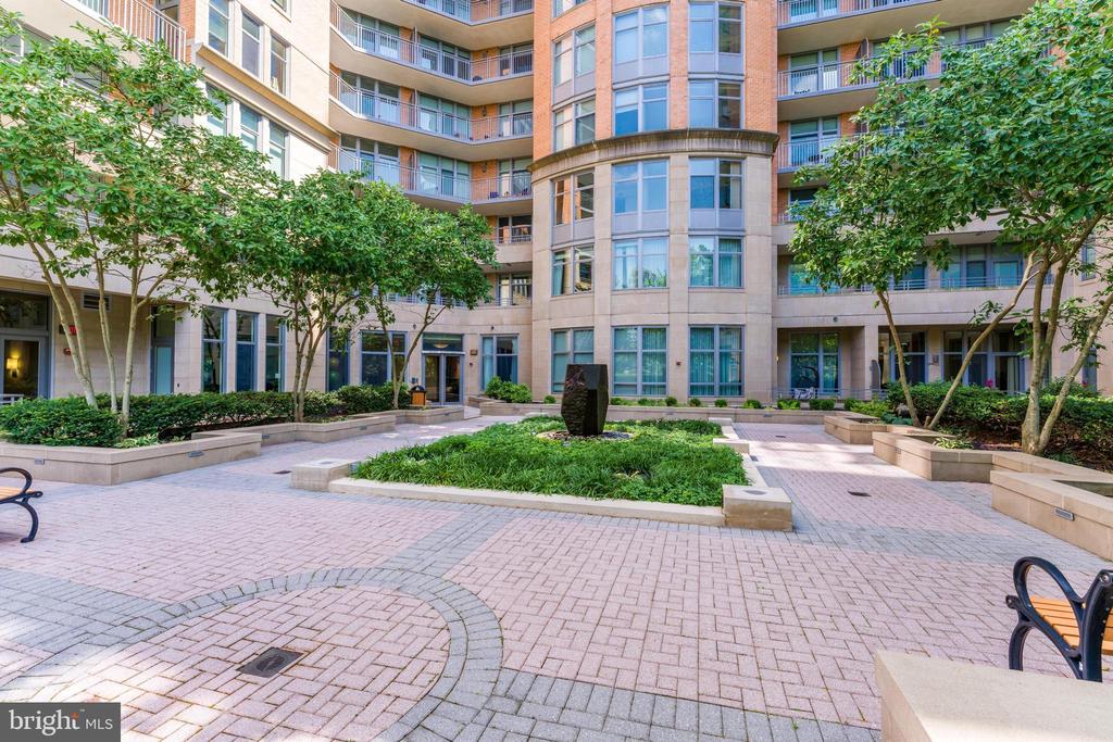 8220 CRESTWOOD HEIGHTS DRIVE Unit: 105