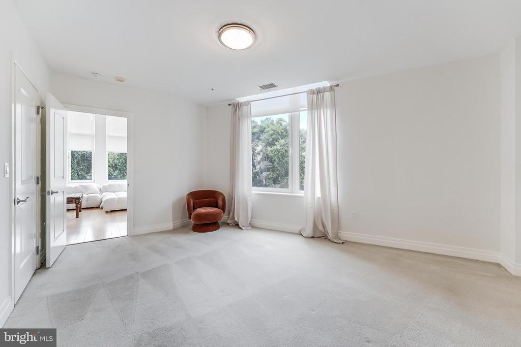 8220 CRESTWOOD HEIGHTS DRIVE Unit: 105