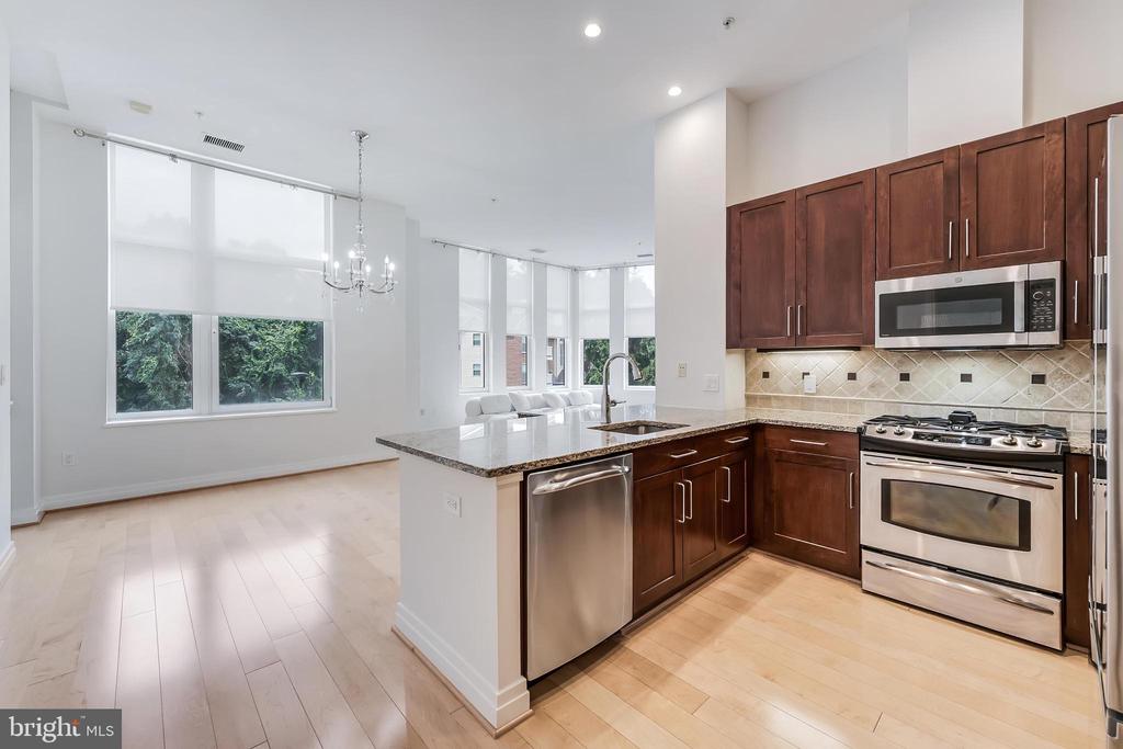 8220 CRESTWOOD HEIGHTS DRIVE Unit: 105