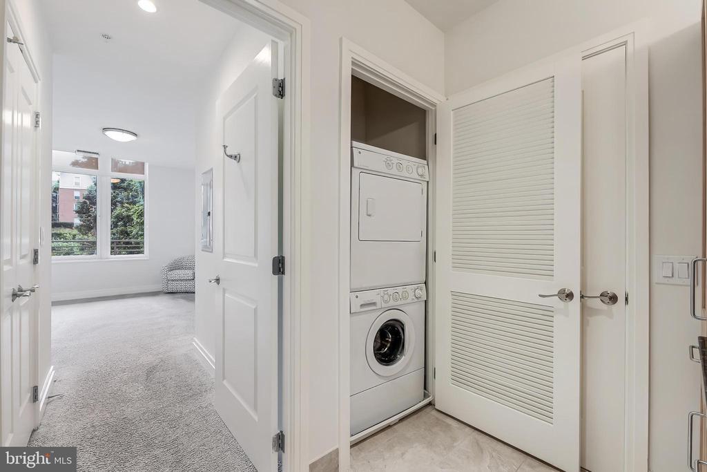 8220 CRESTWOOD HEIGHTS DRIVE Unit: 105