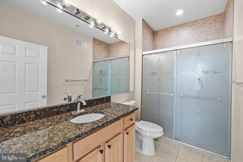 9486 VIRGINIA CENTER BOULEVARD Unit: 218