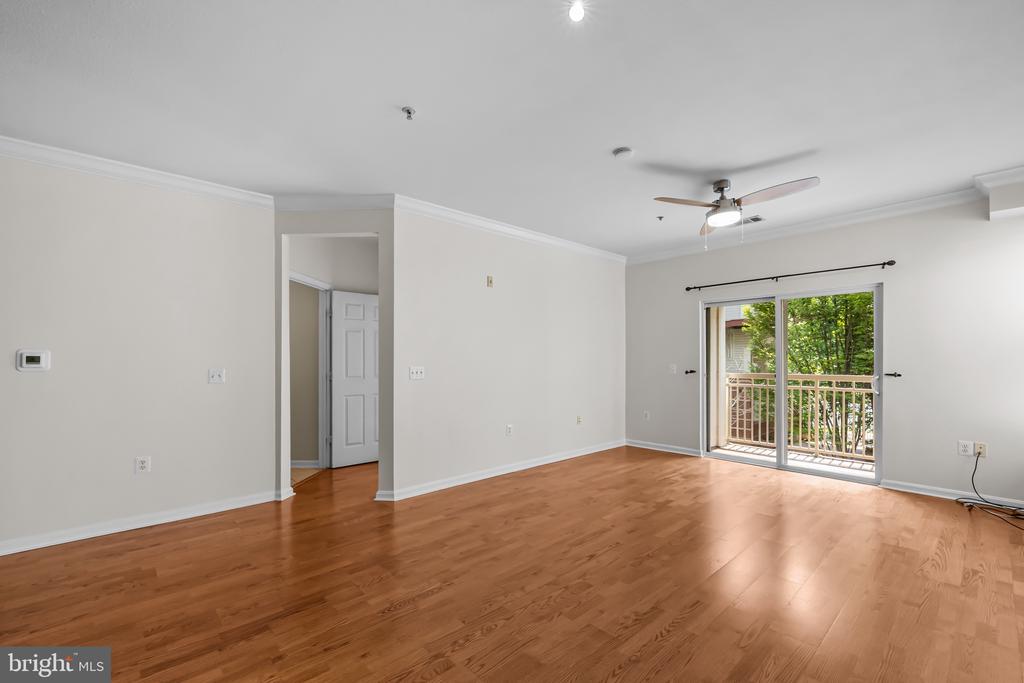 9486 VIRGINIA CENTER BOULEVARD Unit: 218