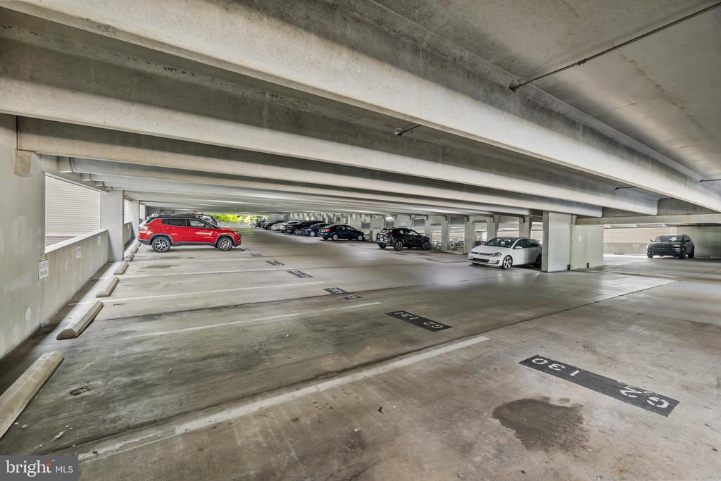 9486 VIRGINIA CENTER BOULEVARD Unit: 218