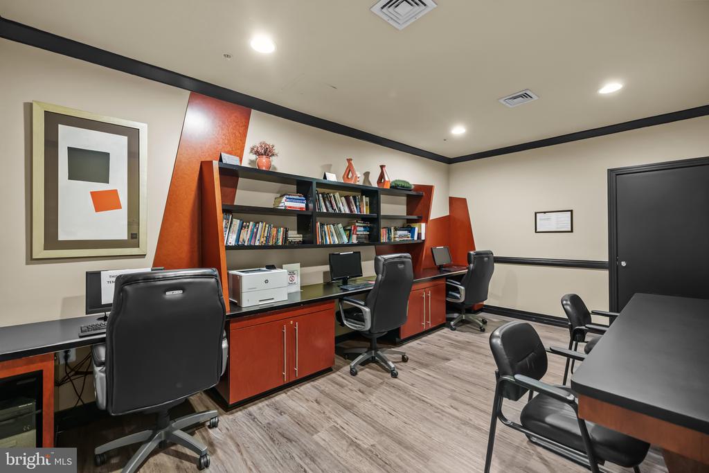 9486 VIRGINIA CENTER BOULEVARD Unit: 218