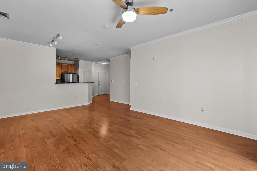 9486 VIRGINIA CENTER BOULEVARD Unit: 218