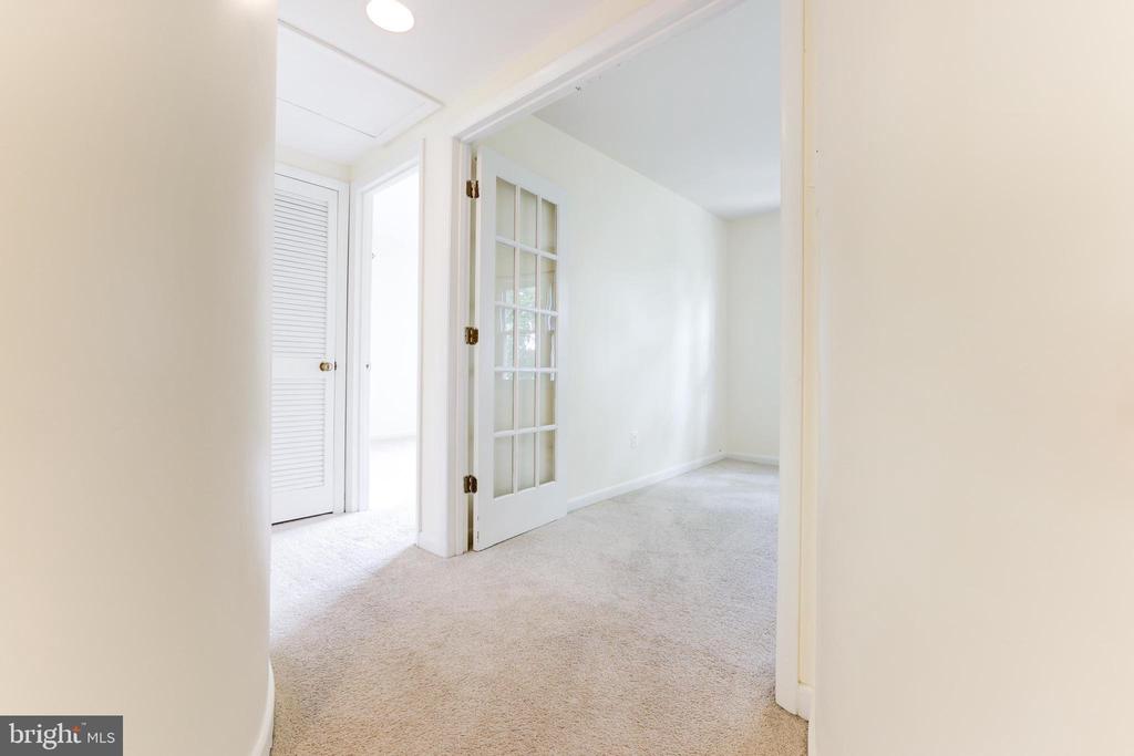 8509 JEFFERSONIAN COURT