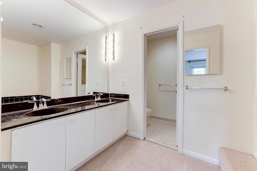 8509 JEFFERSONIAN COURT