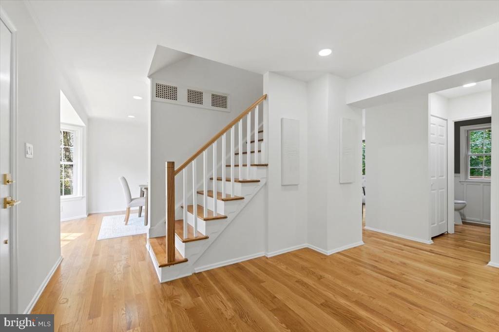9615 PODIUM DRIVE