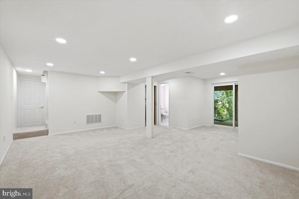 9615 PODIUM DRIVE