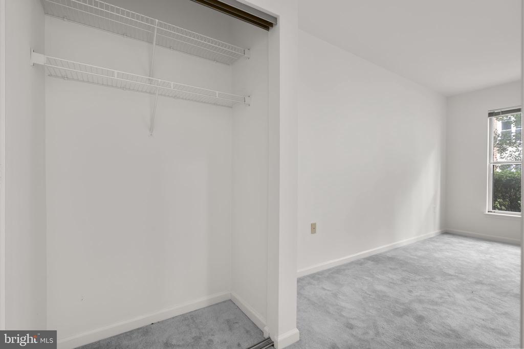 12915 ALTON SQUARE Unit: 113