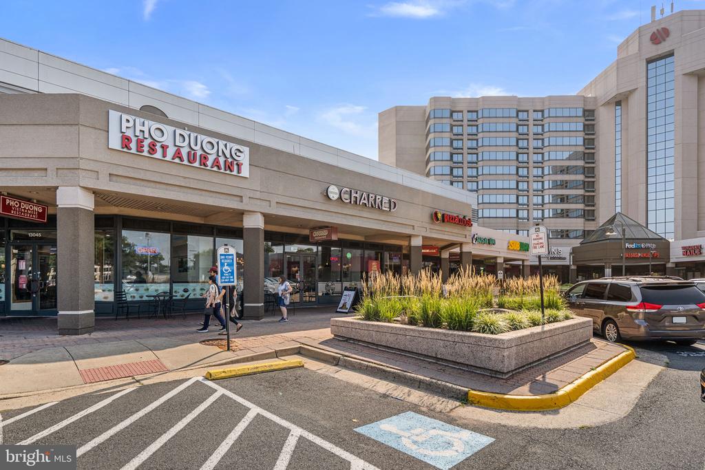 12915 ALTON SQUARE Unit: 113