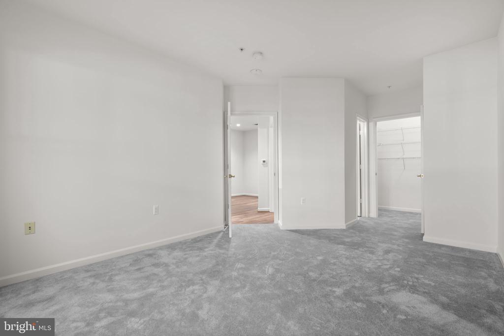 12915 ALTON SQUARE Unit: 113
