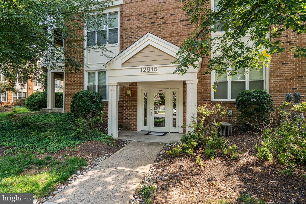 12915 ALTON SQUARE Unit: 113