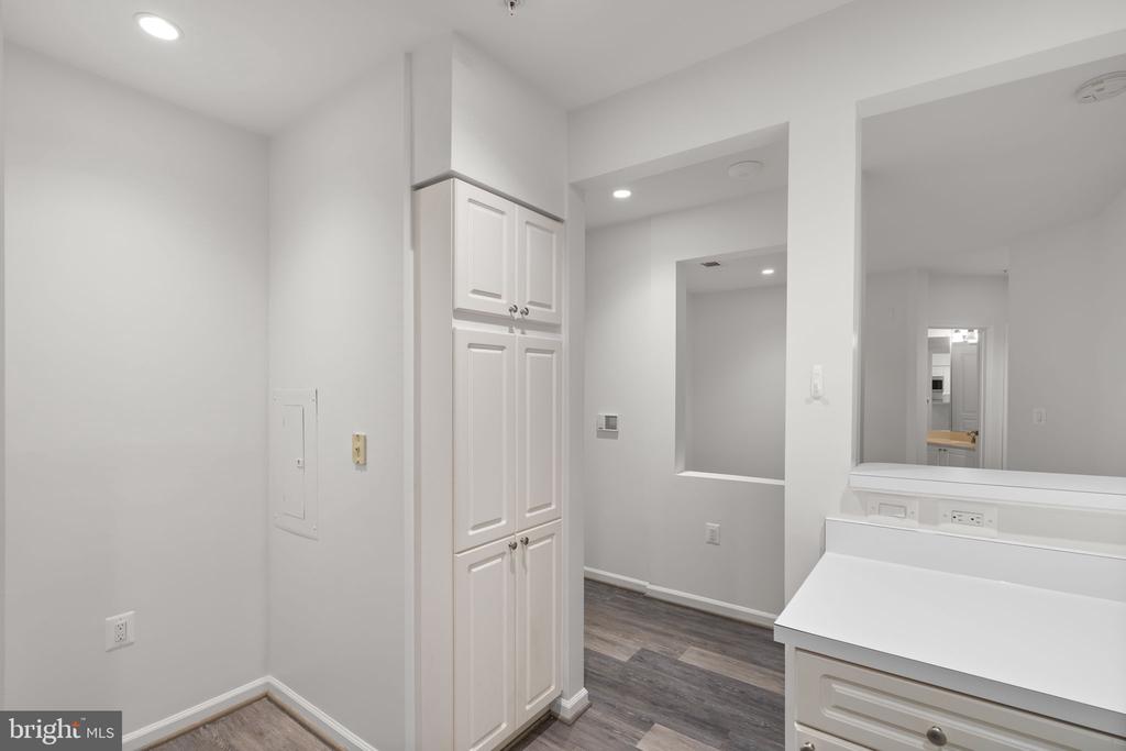 12915 ALTON SQUARE Unit: 113