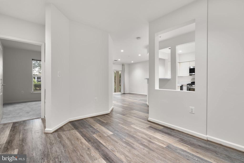 12915 ALTON SQUARE Unit: 113