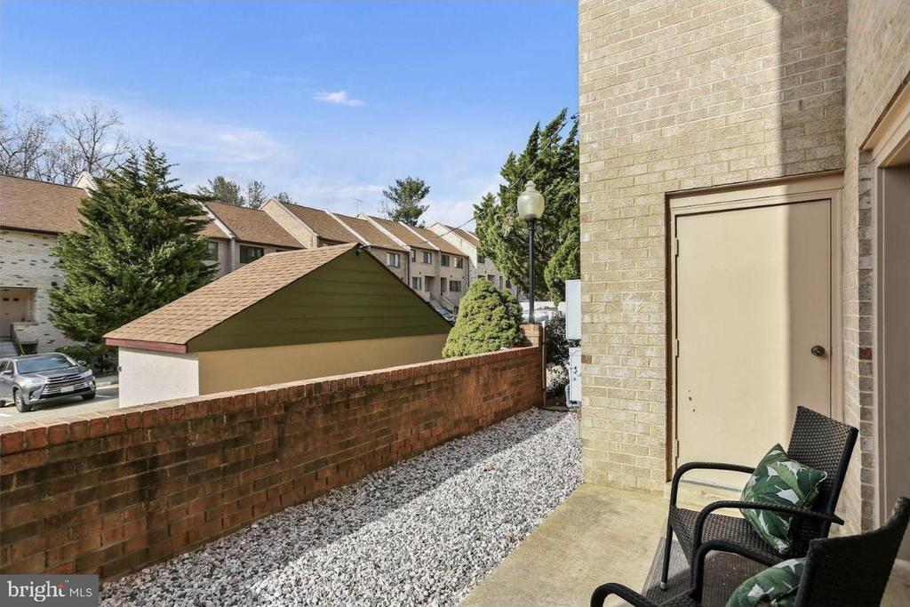 3875 STEPPES COURT Unit: 3875B