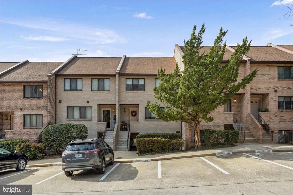 3875 STEPPES COURT Unit: 3875B