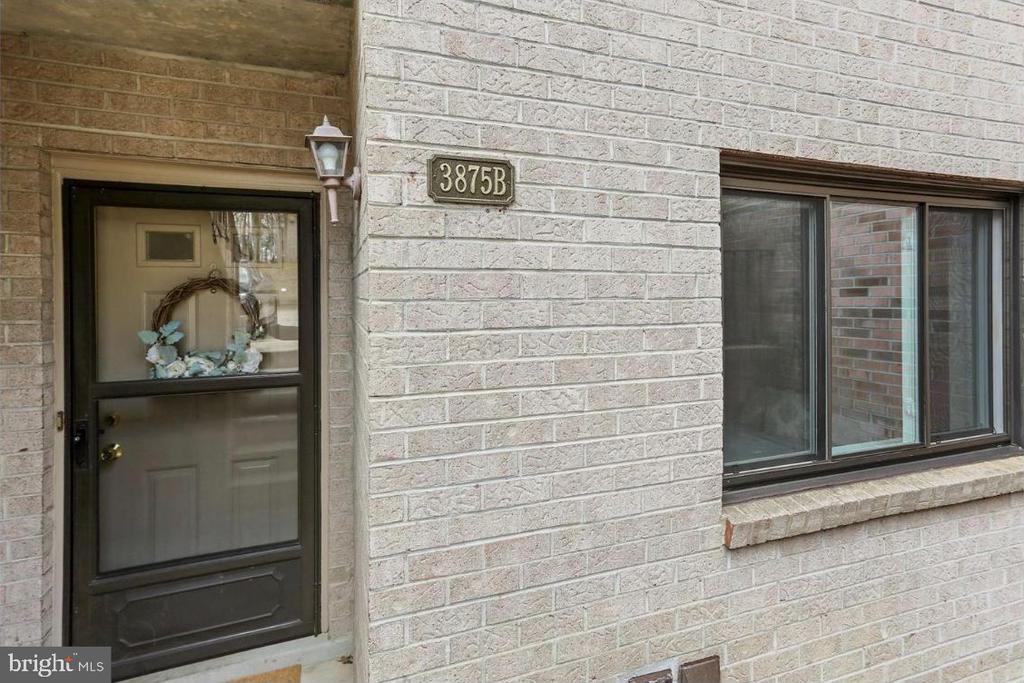 3875 STEPPES COURT Unit: 3875B