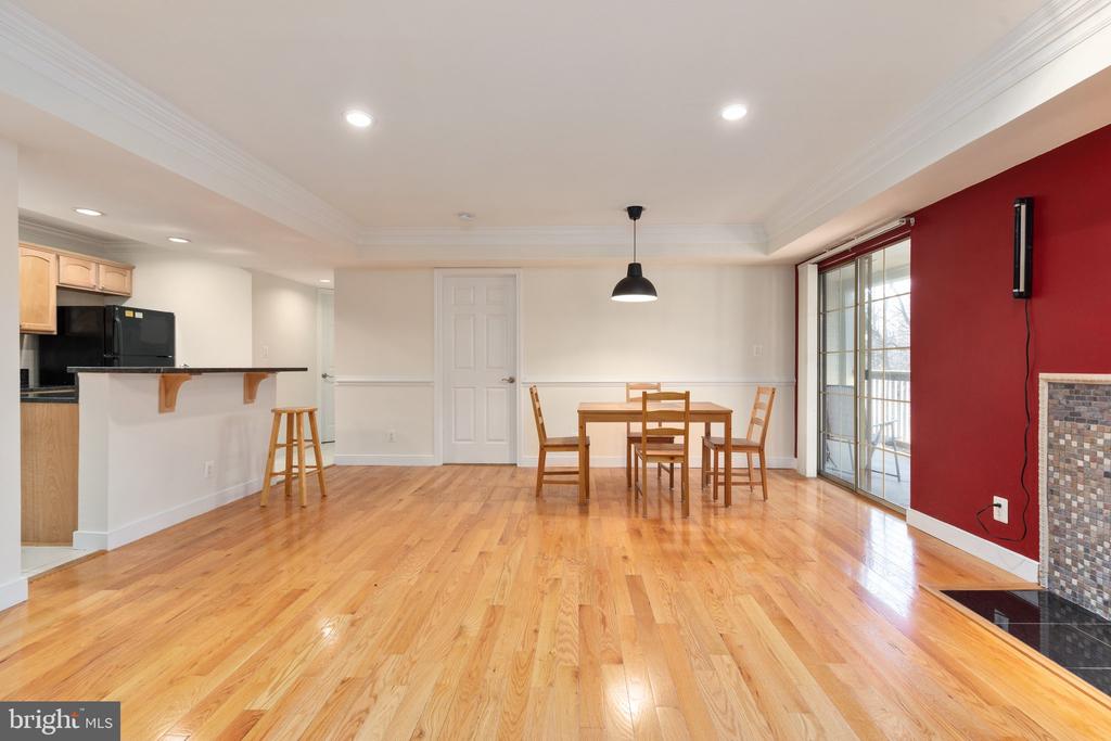 3922 PENDERVIEW DRIVE Unit: 338