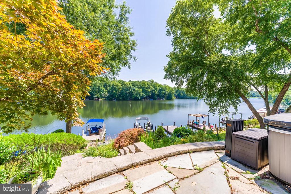 2001 CHADDS FORD DRIVE