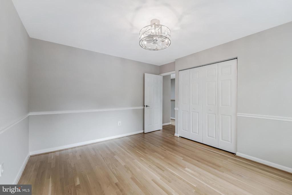 2001 CHADDS FORD DRIVE