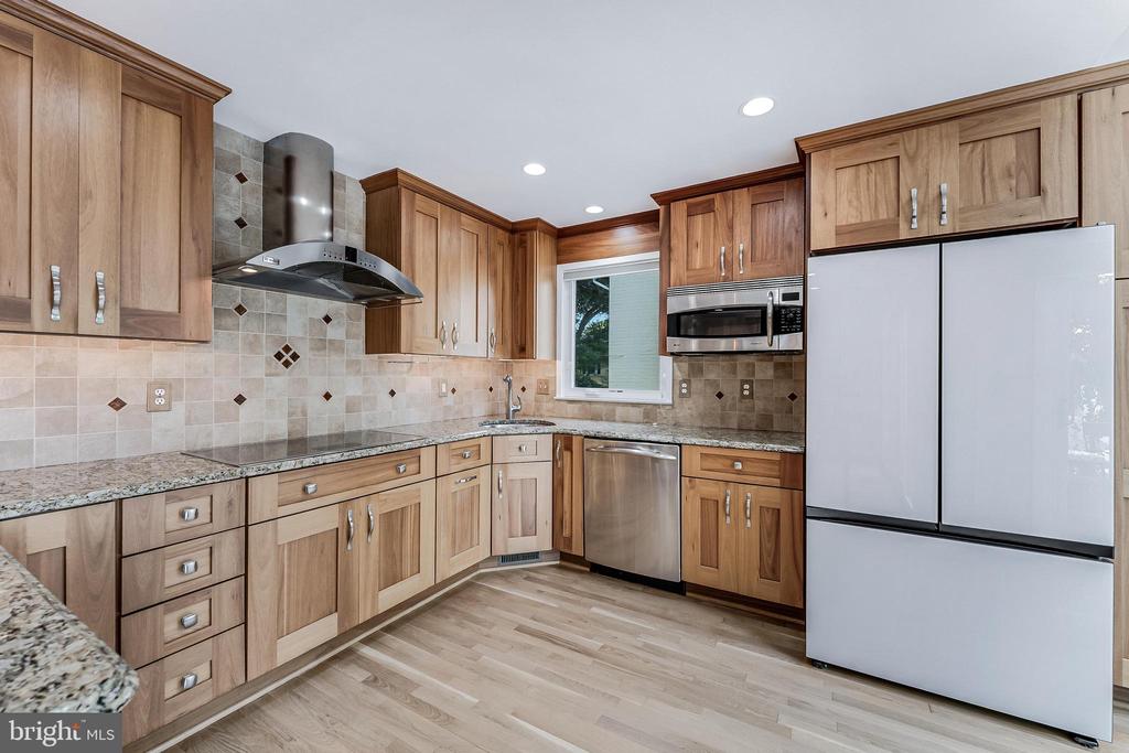 2001 CHADDS FORD DRIVE