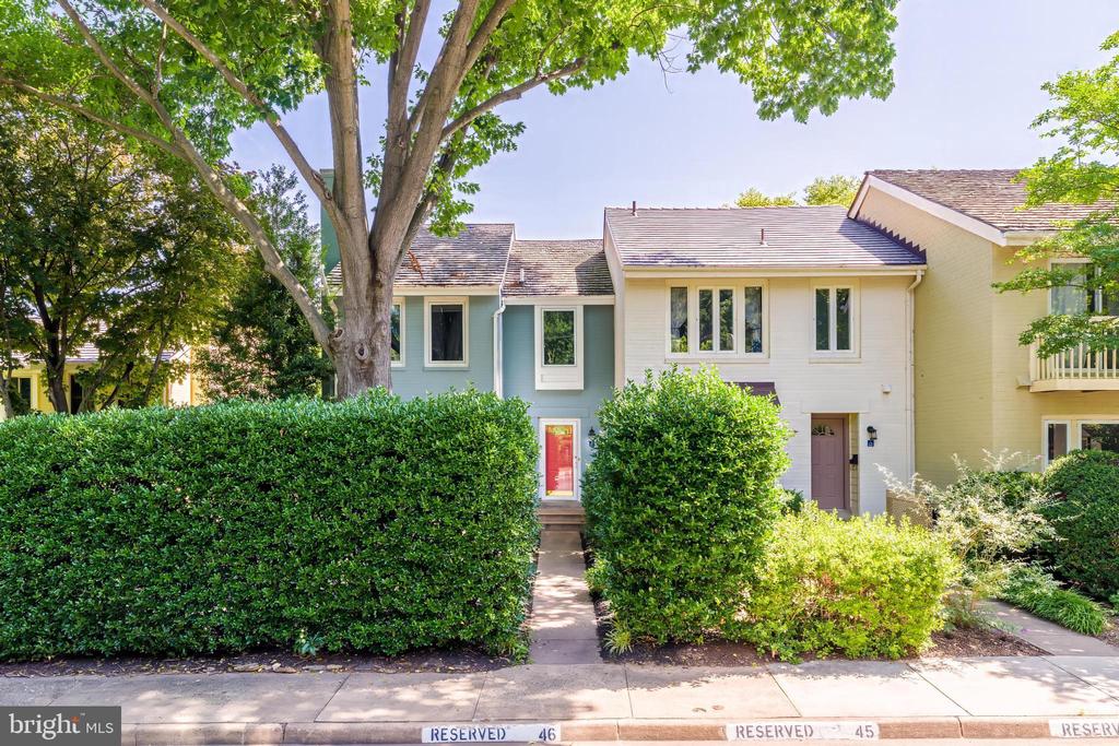 2001 CHADDS FORD DRIVE