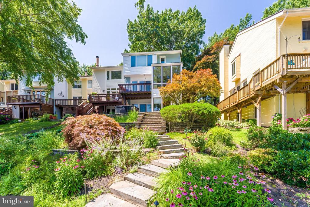 2001 CHADDS FORD DRIVE