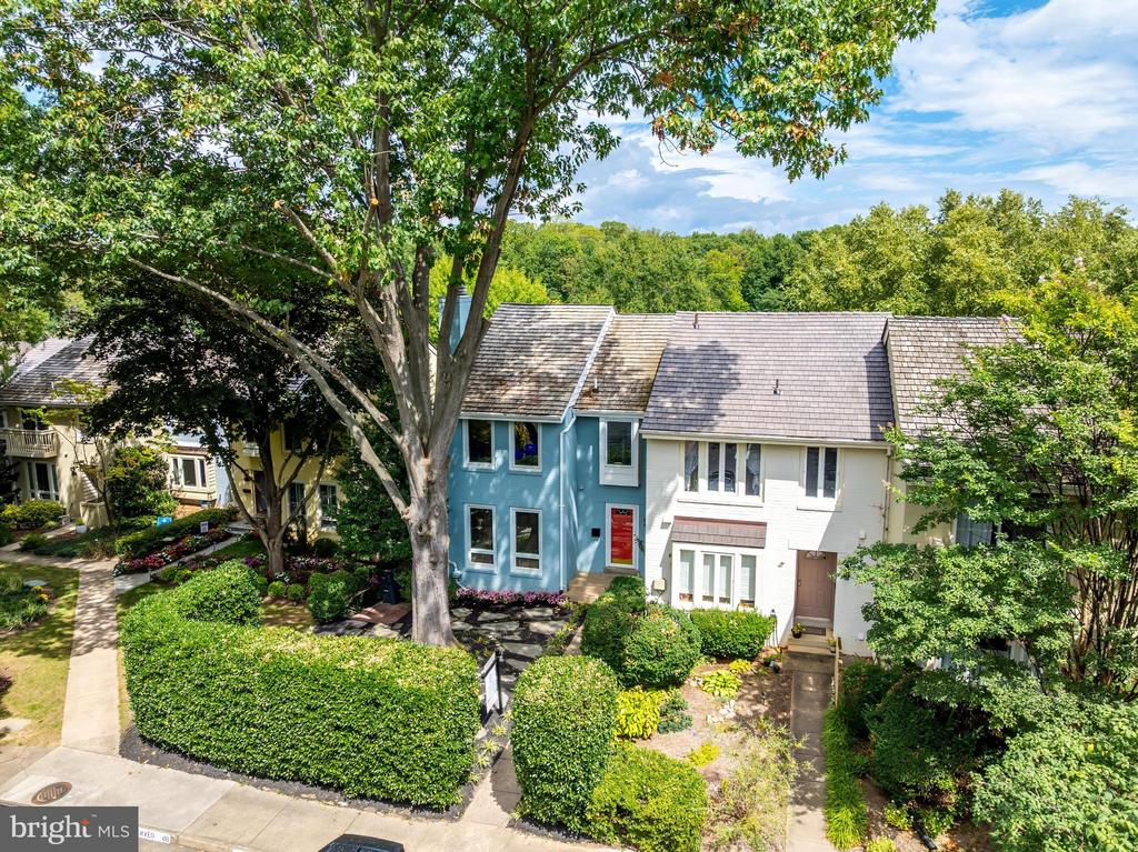 2001 CHADDS FORD DRIVE