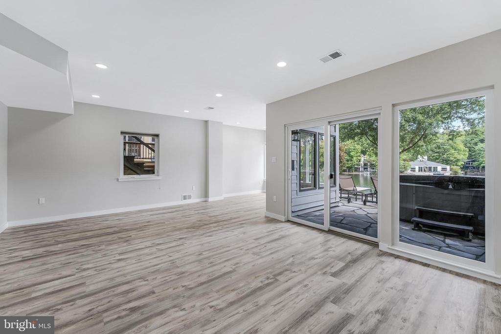 2001 CHADDS FORD DRIVE