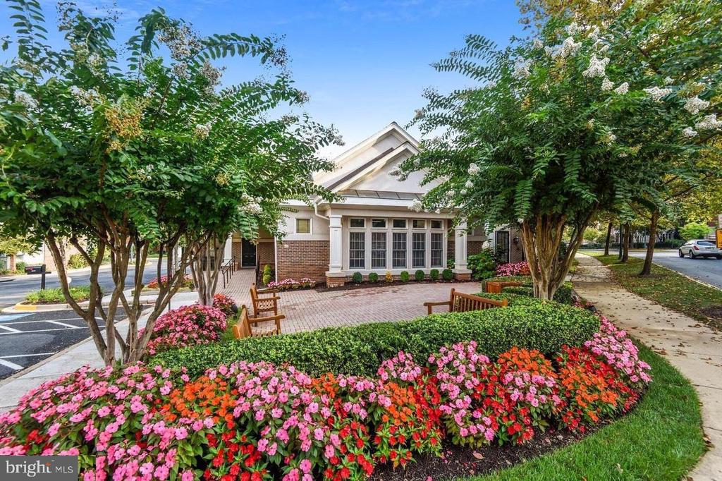 12170 ABINGTON HALL PLACE Unit: 303