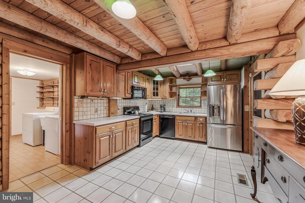 10898 WOODLEAF LANE