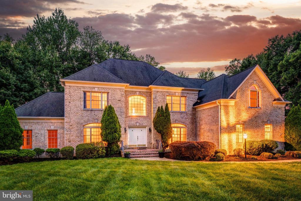 9395 WOLF TRAP CREEK COURT
