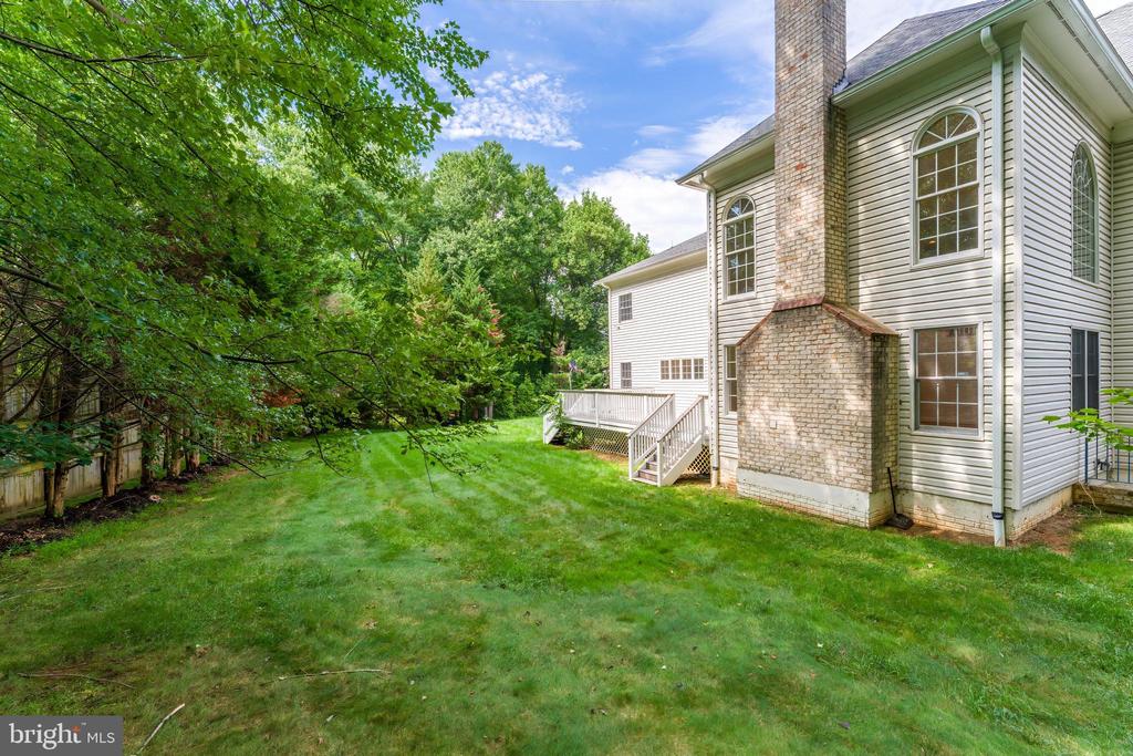 9395 WOLF TRAP CREEK COURT